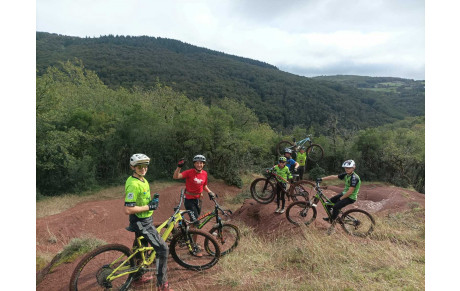 Vacances Sportives pour les jeunes de la section VTT et BMX du club !
