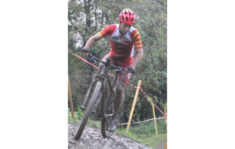 Cyclo-cross de Fontalba : week-end pluvieux mais brillant !